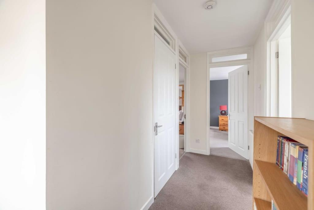 3-Bed Family Home With Parking & Large Garden Windsor Luaran gambar